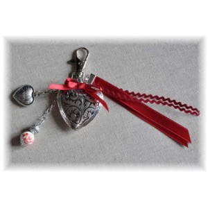 Bijou de Sac porte clés  "Rouge Gros Coeur"