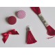 pompon embout métal : rouge DMC 815