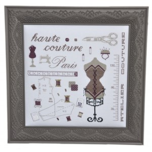 Haute Couture Paris avec ses miniatures de broderie : Broderie au point de croix 