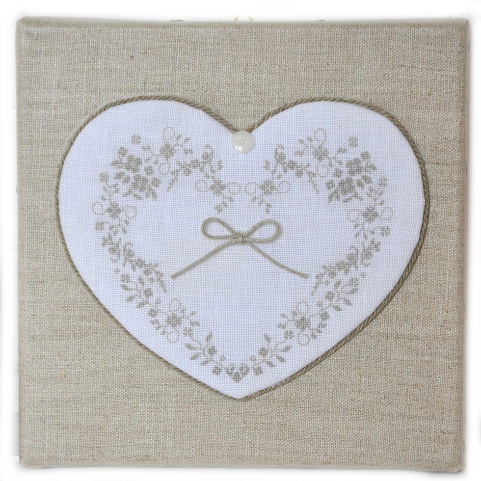 Petit Coeur Point De Croix Grille Gratuite Coeur de Lin (grille seule) broderie au point de croix - IdéeCréation