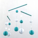 Mobile Bébé Boules en papier cartonné et bois pour chambre d'enfant, modèle Vert Turquoise et Blanc