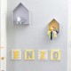 Bloc Lettre prénom en Céramique et tissu imprimé pour chambre enfant modèle jaune et gris