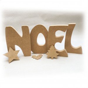 Lot de 4 lettres à poser "NOEL" en bois brut à peindre et décorer