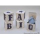 Cubes lettres prénom en carton épais et tissu imprimé pour chambre d'enfant et bebe motifs : bleu marine et gris