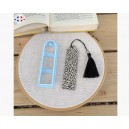 Emporte-pièce marque-page léopard - Clay cutter bijoux polymère - Forme élégante avec pompon - Outil création DIY
